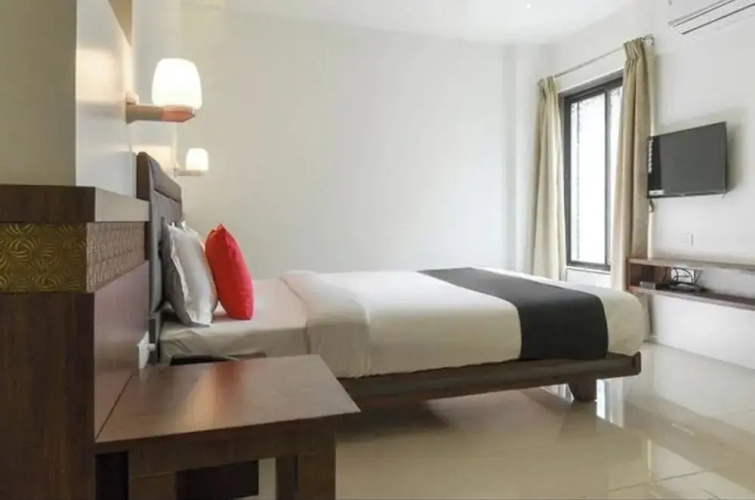 Hotel Shreeyash Executive