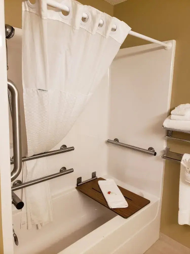 Microtel Inn And Suites Dover