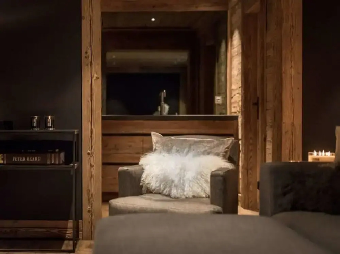 Spacious Chalet With Private Pool