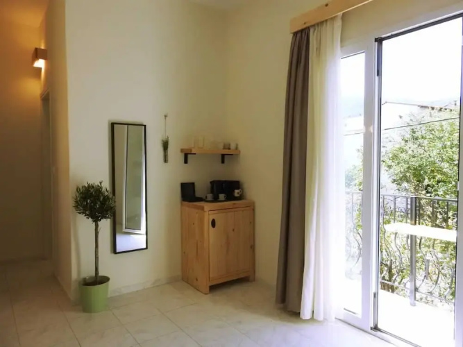 Capella Skiathos Town