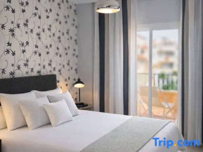 2 Bedrooms Superior Apartment