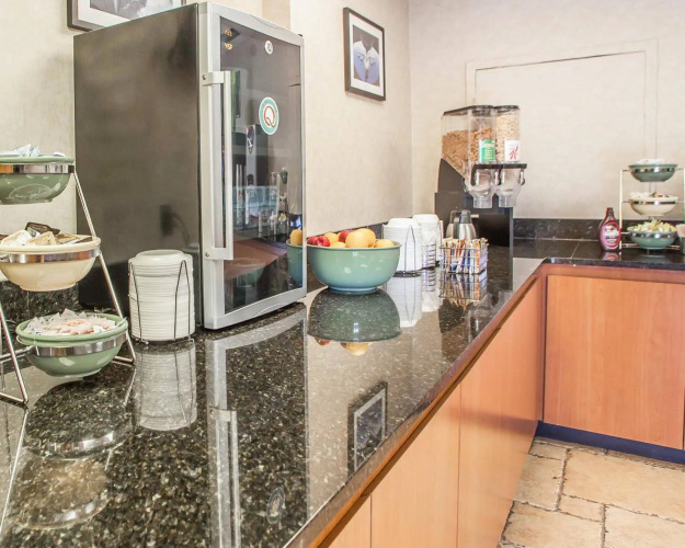 SureStay Plus Hotel by Best Western McGuire AFB Jackson photo 14