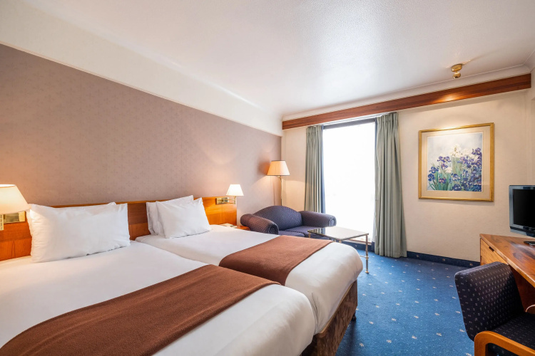 DoubleTree by Hilton Charleston Riverview