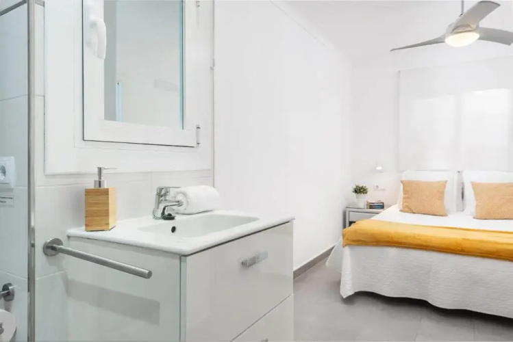 Apartamento Concha junto a playa, CLAVELLS 1 1ER D