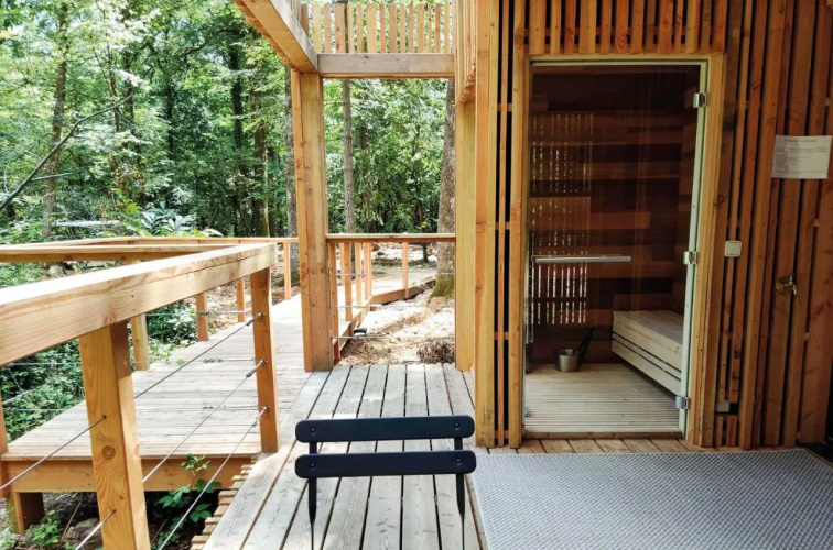 Loire Valley Lodges - Hotel
