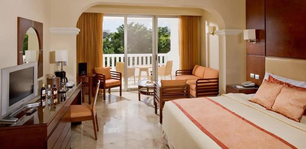 Grand Riviera Princess photo 6