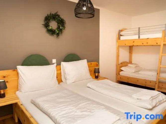 2 Bedrooms Standard Suite
