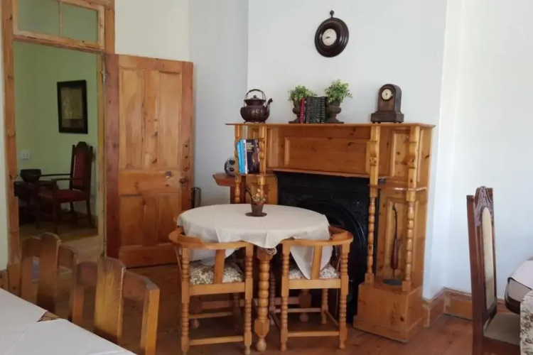 Lali's Guest House