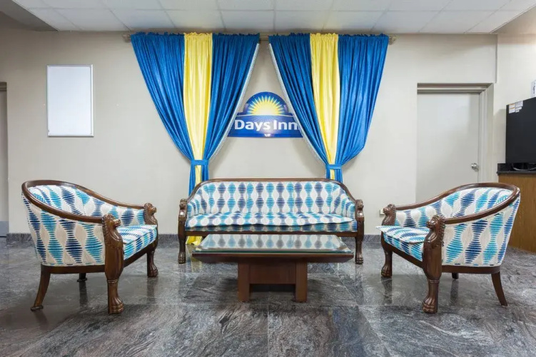 Days Inn Orangeburg