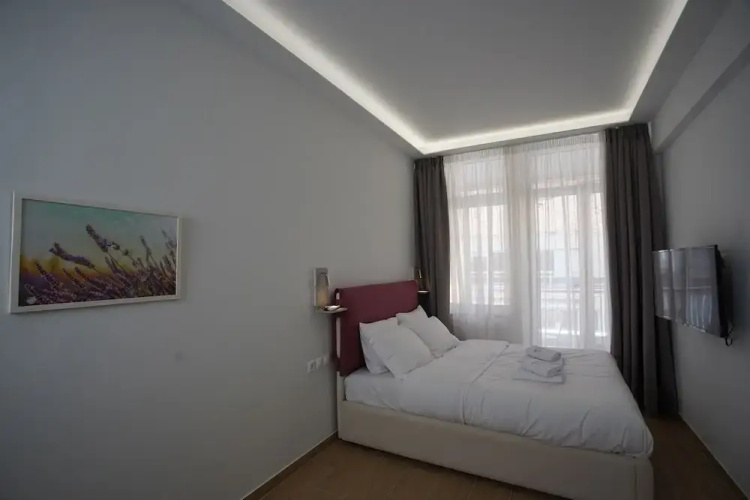 Tip Top Suites