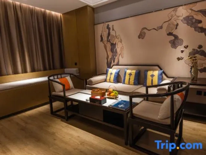 Luxury Double Suite