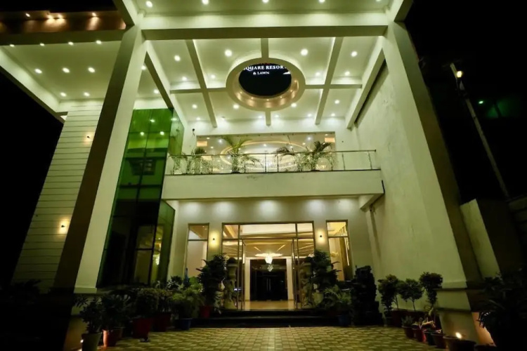 Hotel Jb Square Ayodhya Near Ram Mandir, Airport & Ayodhya Cantt - Faizabad