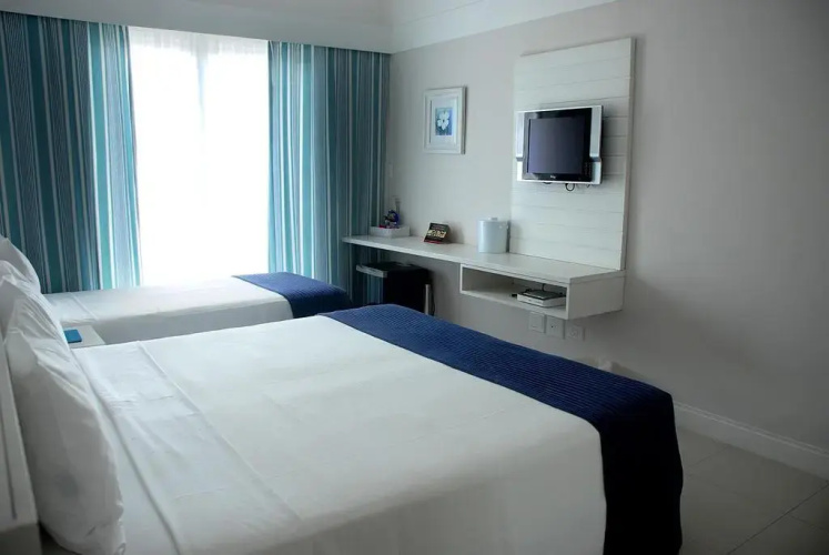 The Falls Hotel - Frente mar