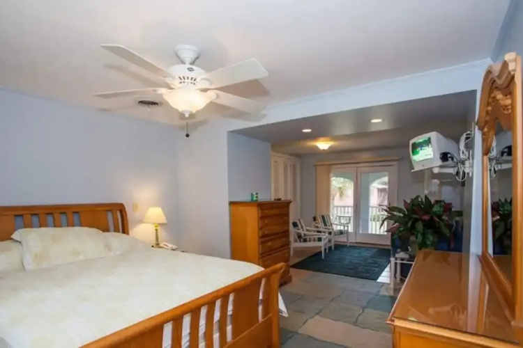 Turtle Dunes by Jekyll Realty
