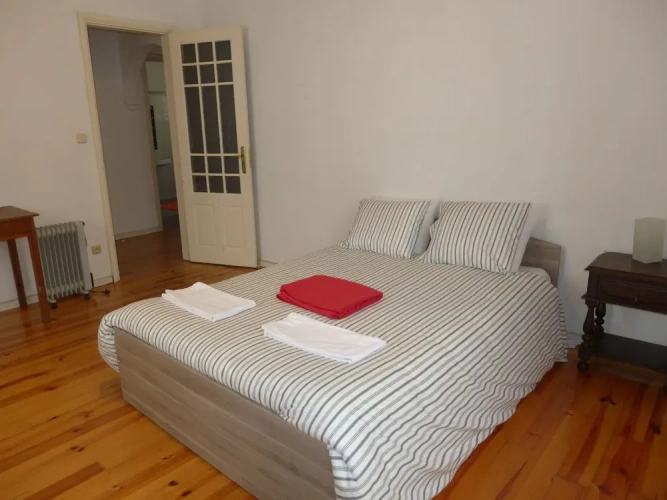 4 Bedrooms Cottage