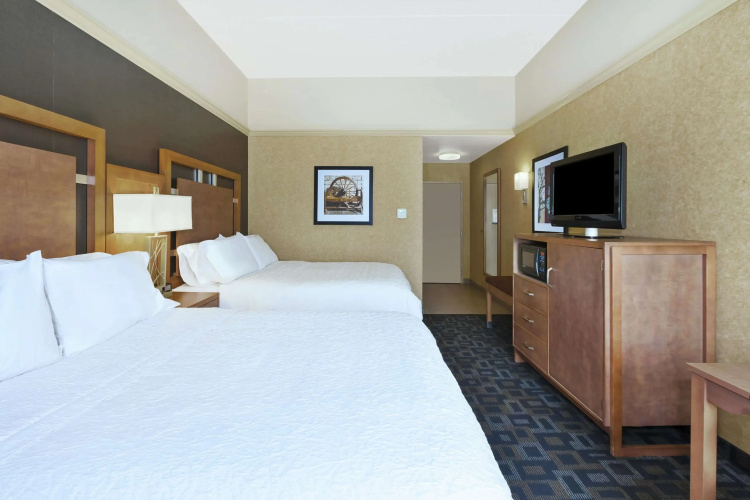 Hampton Inn Clinton