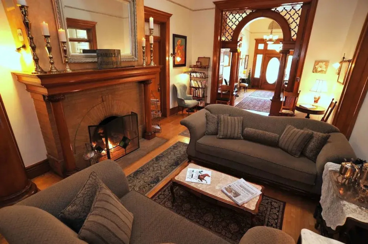 Niagara Tour Company B&B