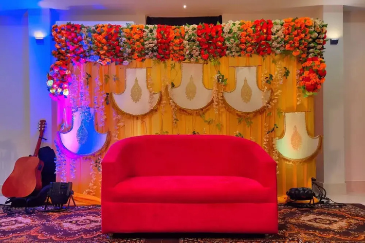 Shriji Hotel