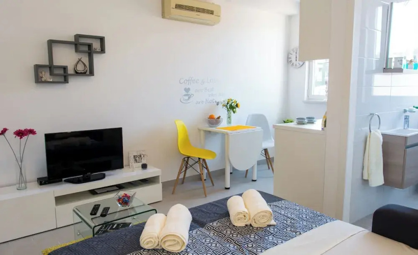 Apartment Simple