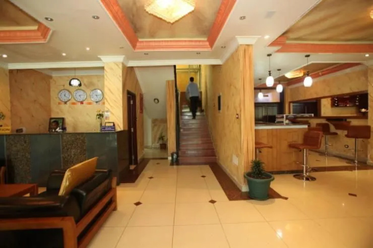 Ark Hotel