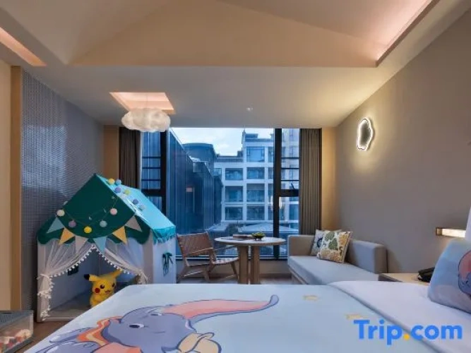 Standard Twin Family room