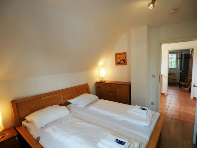 Teni`s hus