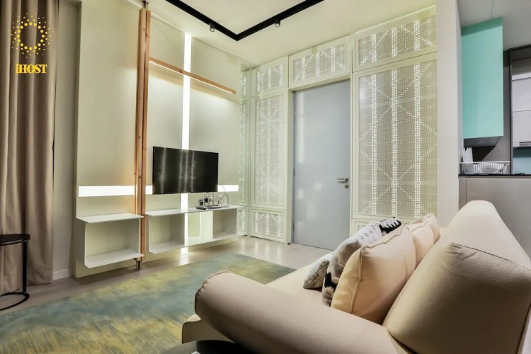 Expressionz Professional Suites by Ben