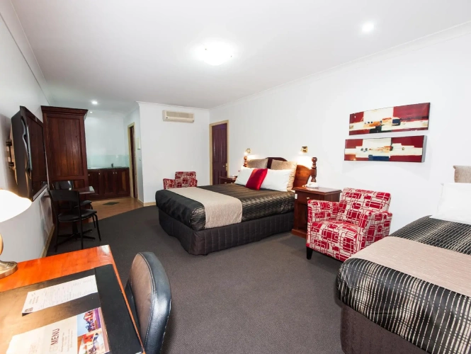 Twin Suite