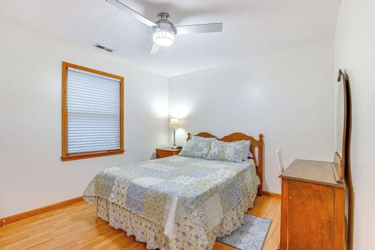 Half Mile to Beach: Murrells Inlet Home w/ Deck!