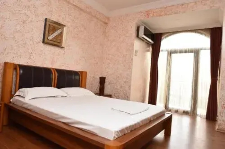 Antika Hotel