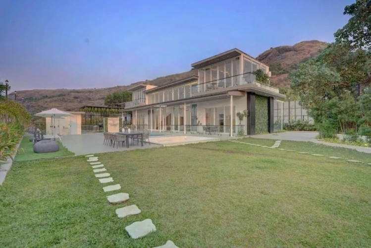 Deluxe Villa