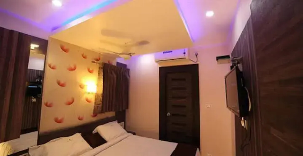Vijaya Residency