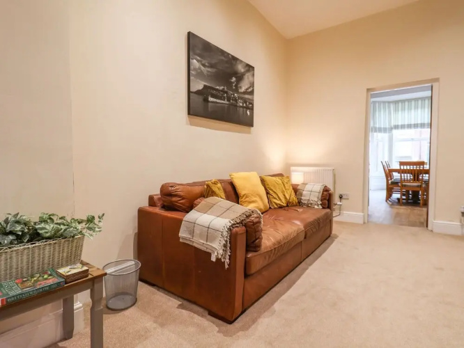 4 Normanby Terrace