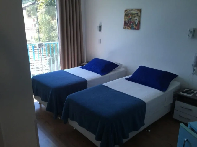 Standard Twin room with balcony