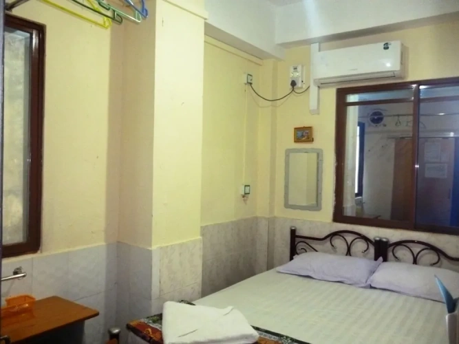 1 Bedroom Economy Double room