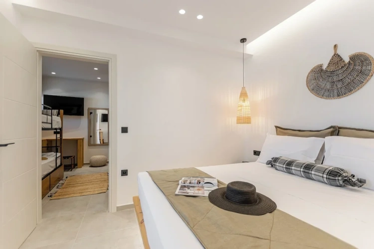 Standard Duplex room with land view