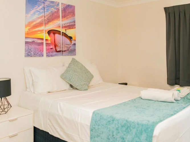 1 Bedroom Apartment with balcony