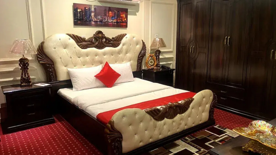 Majestic Hotel