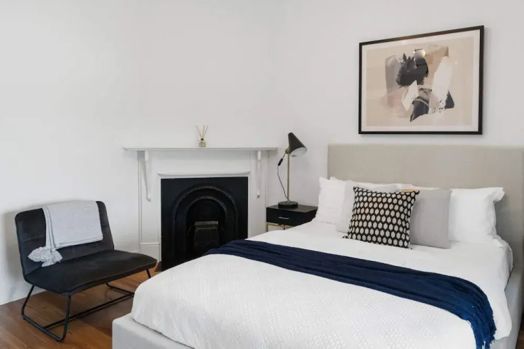 Harbour View 4 Bed House The Rocks