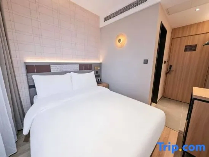 Standard Double room with courtyard view