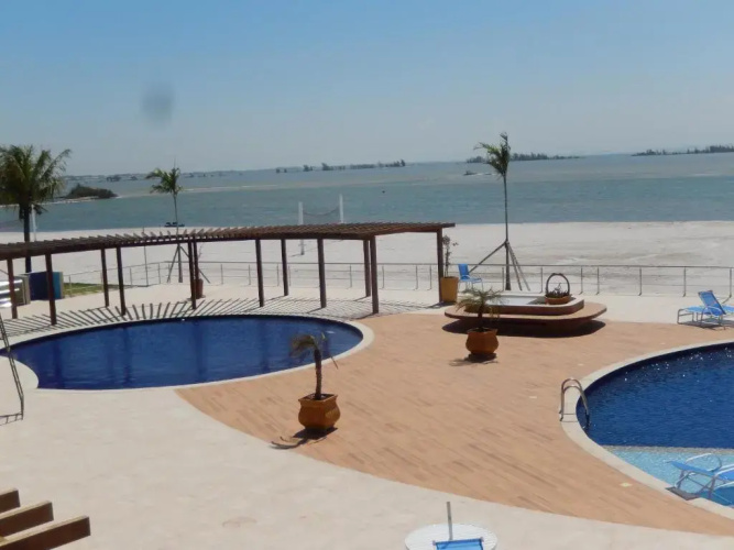 Flat entre mar e lagoa II