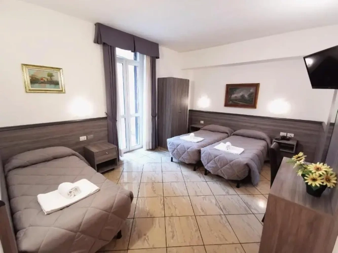 Triple room