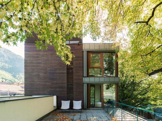 Standard Double room with lake view