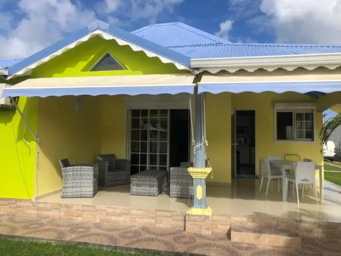 2 Bedrooms Cottage