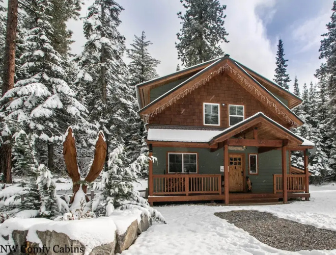 Salmon Chalet Chalet 2 NW Comfy Cabins