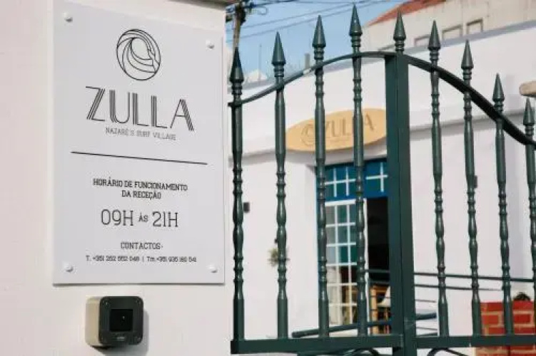 Zulla Nazaré Surf Village - Nazaré