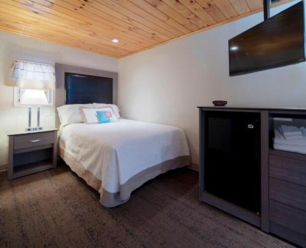 Alouette Sunrise SuitesOver view