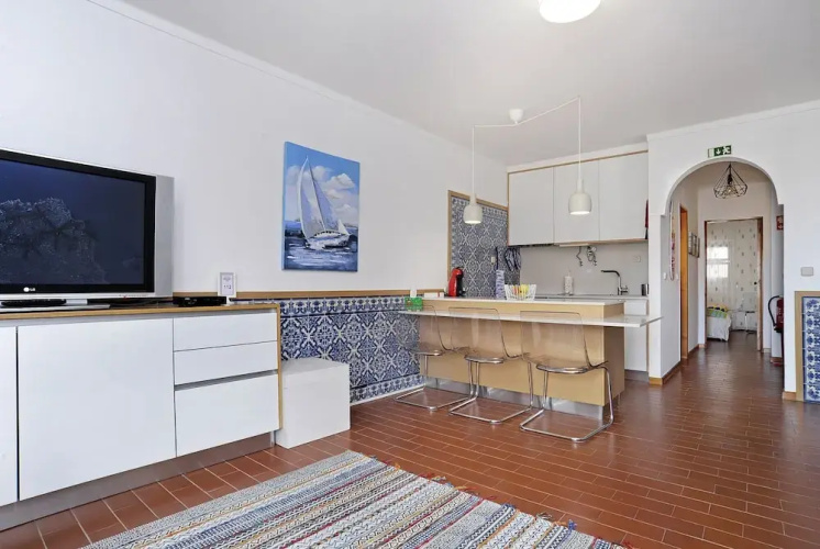 Azenha Apartment