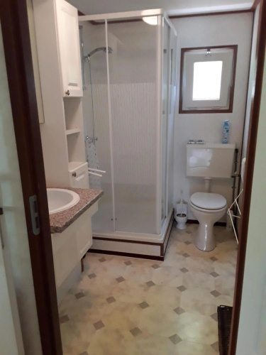 Marina beach chalet nummer 28