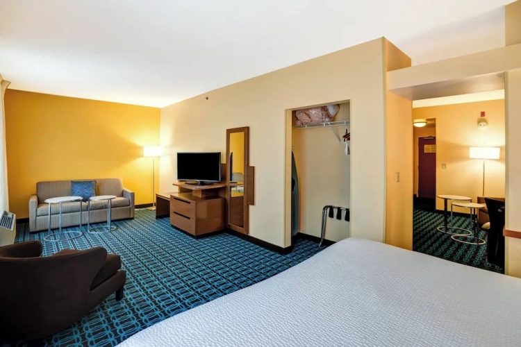 1 Bedroom Suite